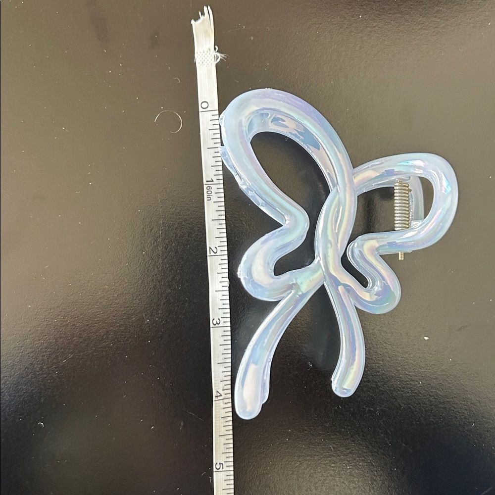 Butterfly Hair Claw Clip - Large Acrylic Blue Hair Clip New - Picture 6 of 8